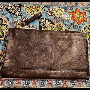 Black crossbody/wristlet combo